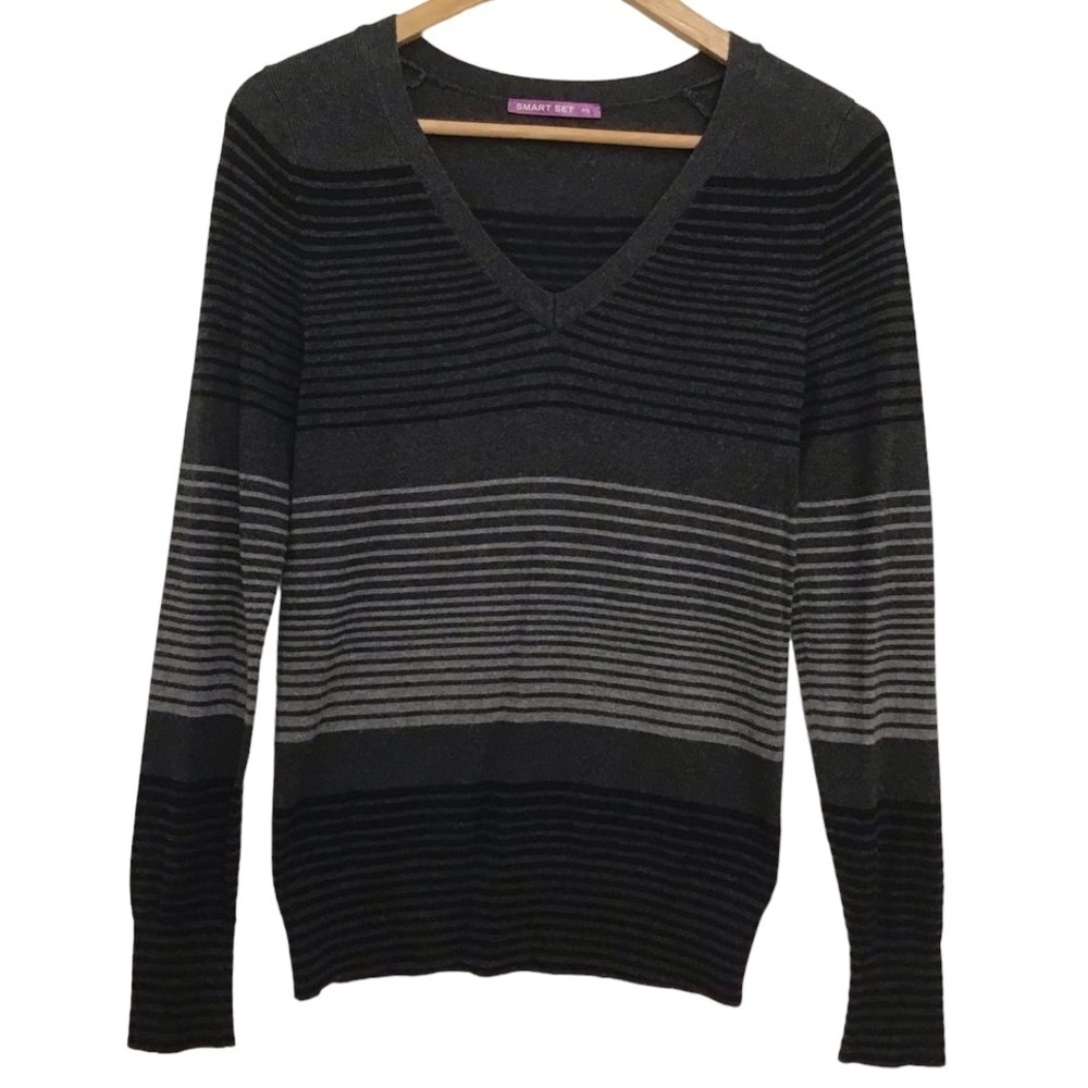 Y2k V-neck soft knit sweater small striped grey tones smart Set small
